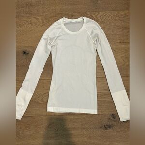 Lululemon white swiftly tech